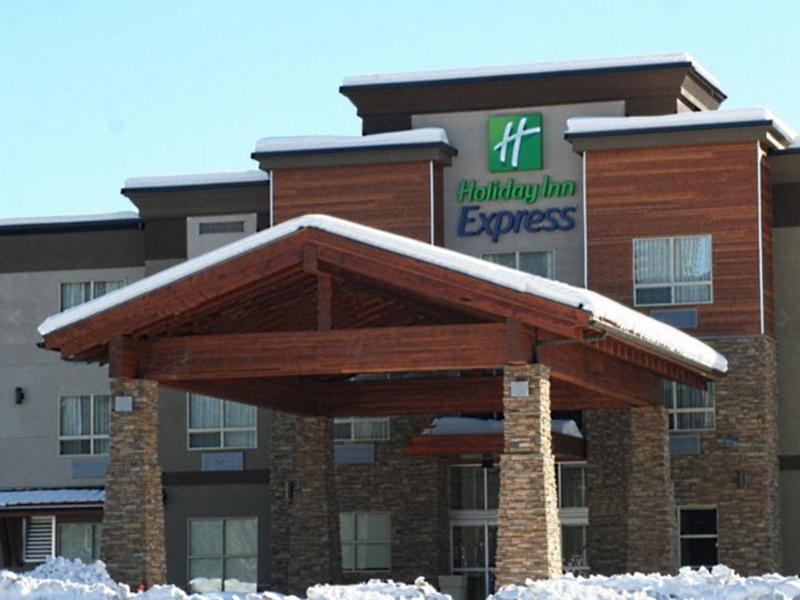 Holiday Inn Express Golden-Kicking Horse By Ihg Екстер'єр фото