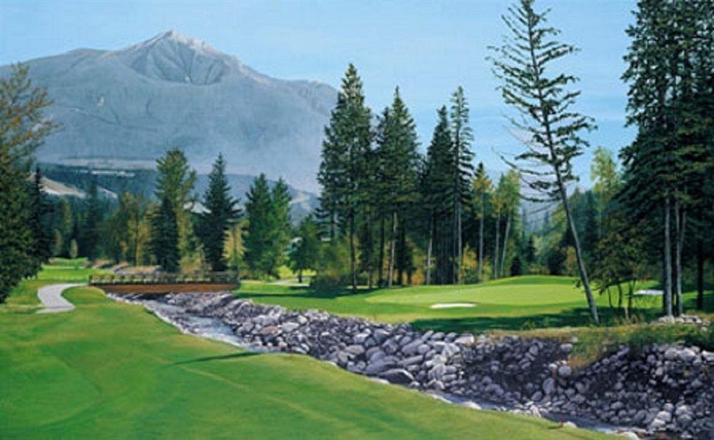 Holiday Inn Express Golden-Kicking Horse By Ihg Екстер'єр фото